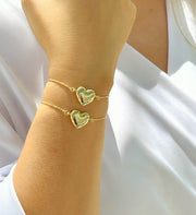 Pulsera lisa corazon dorado