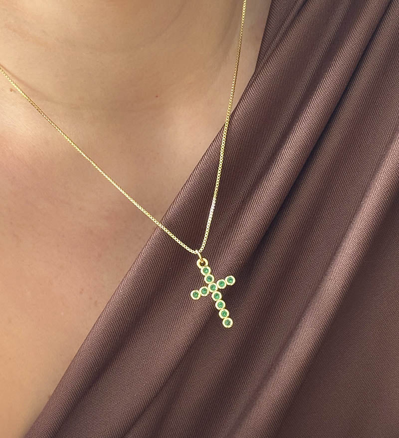 Set cadena cruz verde + topos