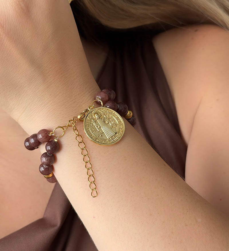 Pulsera doble marron con San Benito