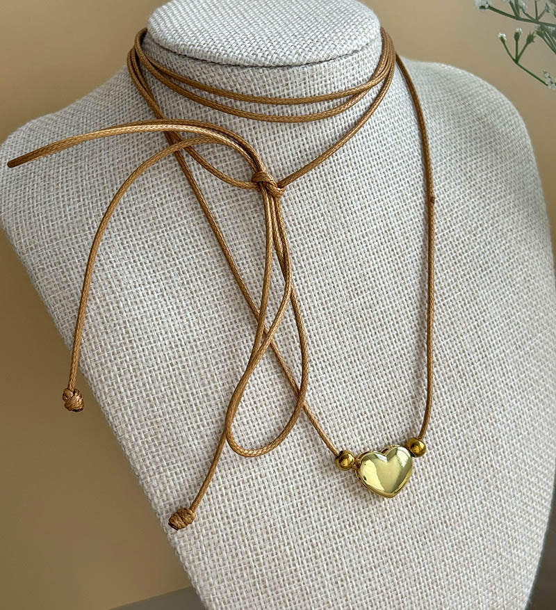 Lazo marron con corazón