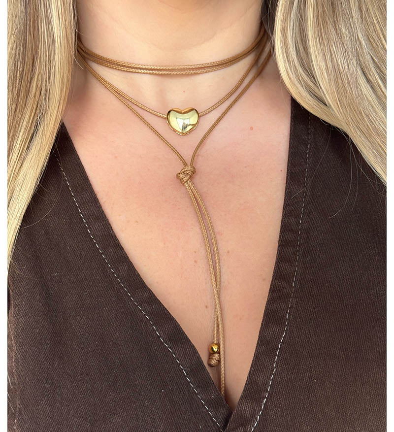 Lazo marron con corazón