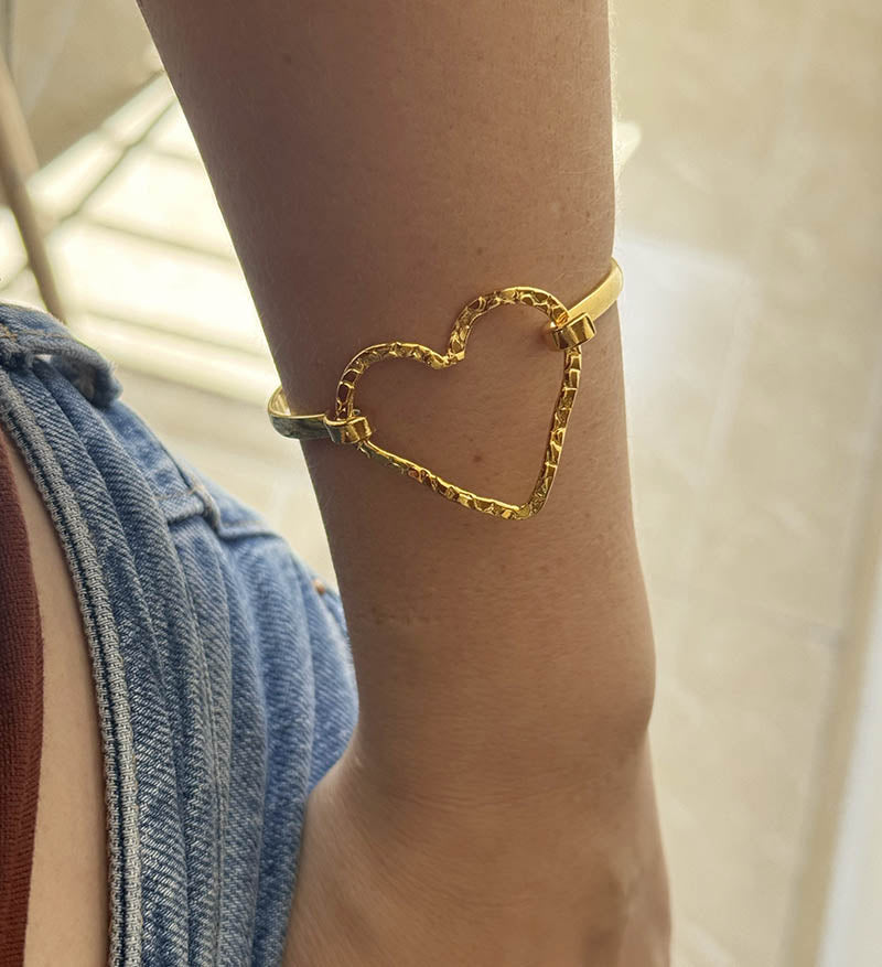 Brazalete con corazon