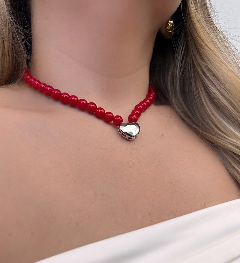 Collar rojo corazon plateado