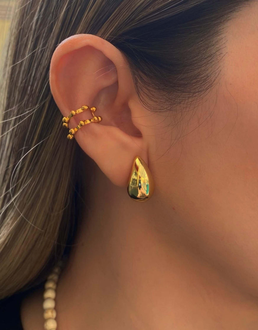 Aretes de gotas pequeñas doradas