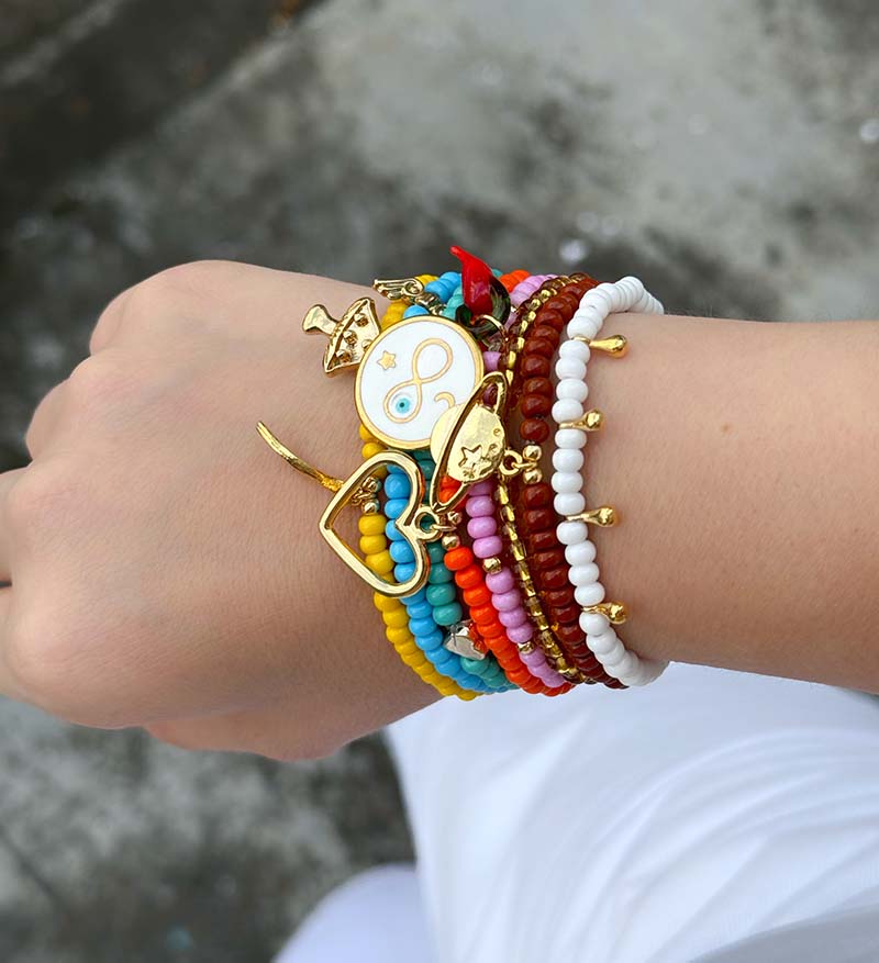 Set de 8 pulseras Macarena