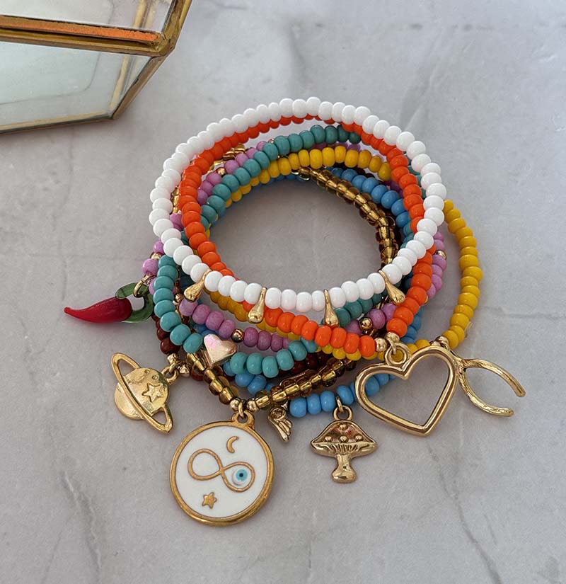 Set de 8 pulseras Macarena